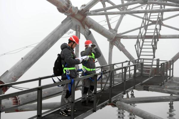 保春运 保民生 保安全——安徽全力应对暴雪冰冻天气 保春运 保民生 保安全——安徽全力应对暴雪冰冻天气