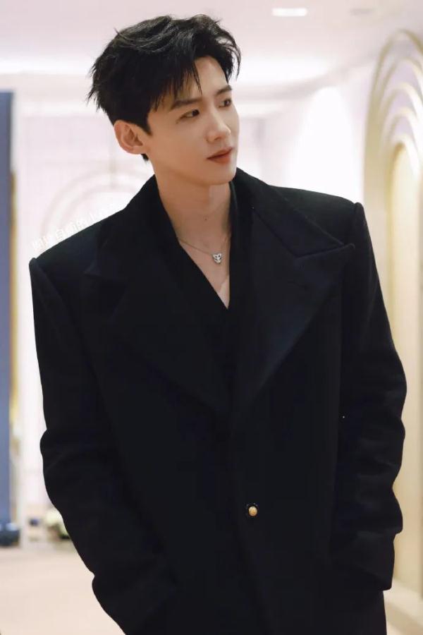 知名男星服装品牌抽检不合格 紧急道歉 知名男星服装品牌抽检不合格 紧急道歉