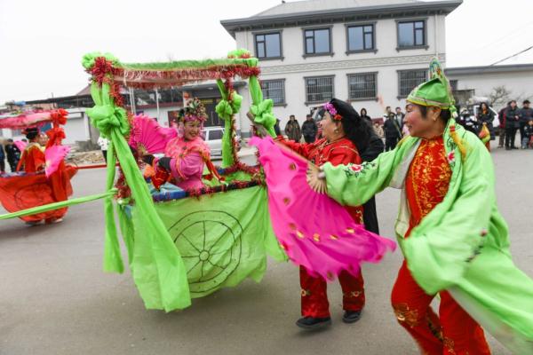 多彩民俗迎新春