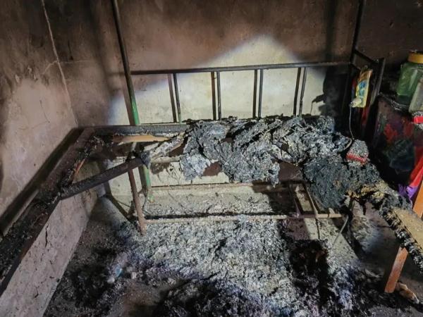 这习惯致命！上海一住宅突发火灾，过火面积仅2平方米，67岁男子死亡