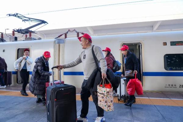 D1812、D1834,广州→贵州!免费! D1812、D1834,广州→贵州!免费!