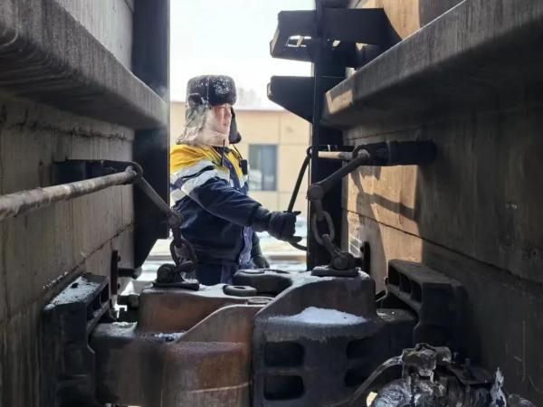 青春力量在风雪春运中集结！