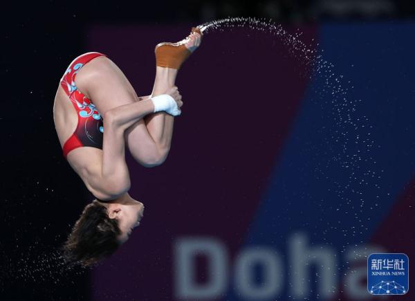 游泳世锦赛|全红婵获女子10米台冠军 陈芋汐摘银 游泳世锦赛|全红婵获女子10米台冠军 陈芋汐摘银