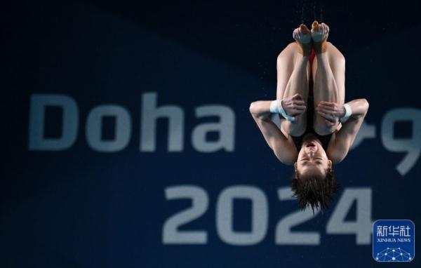 游泳世锦赛|全红婵获女子10米台冠军 陈芋汐摘银 游泳世锦赛|全红婵获女子10米台冠军 陈芋汐摘银