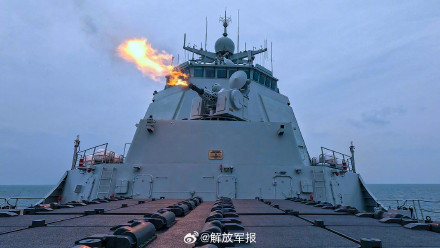 舰炮轰鸣！看多型战舰海上练兵