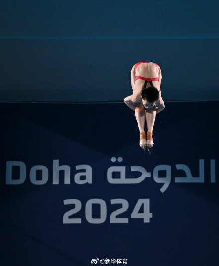 全红婵首夺世锦赛跳水女单10米台冠军