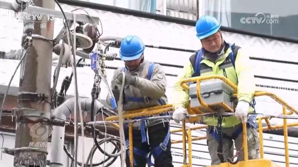 焦点访谈:抗冰雪 护归途 焦点访谈:抗冰雪 护归途