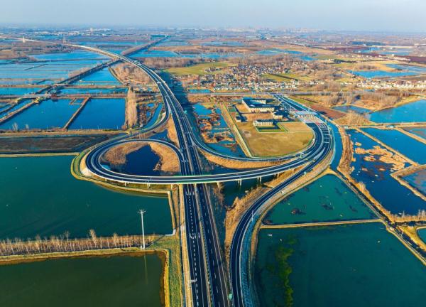 阜溧高速公路建湖至兴化段正式通车