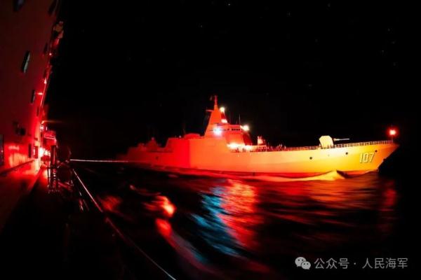 万吨大驱遵义舰，最新训练画面来了