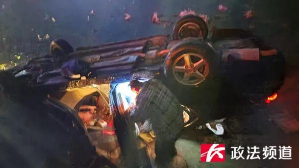 奖10000元！长沙的哥一家四口雪夜勇救落水4人