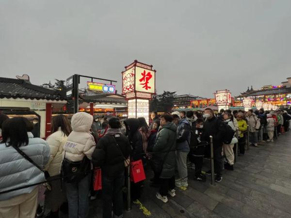 旅行过年是一种什么体验?来这些地方看看就知道了 旅行过年是一种什么体验?来这些地方看看就知道了