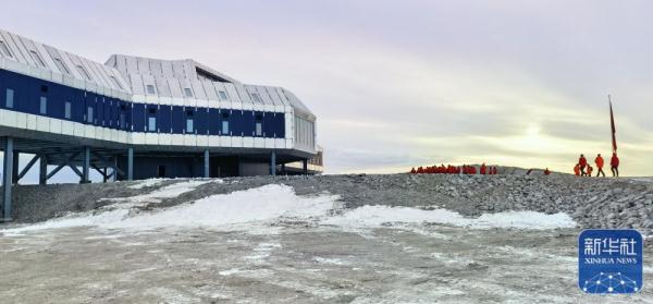 中国南极秦岭站开站活动举行