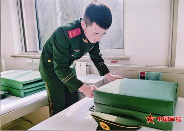 英雄全家福丨七子探亲，和英雄父母共度新春