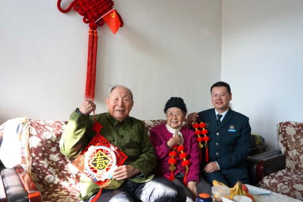 我家有老兵·新春特辑丨耄耋老兵的春节祝福,来了! 我家有老兵·新春特辑丨耄耋老兵的春节祝福,来了!