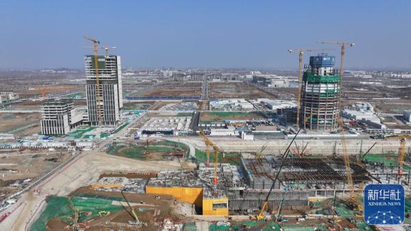 新华全媒+｜在雄安新区启动区感受“拔节生长”脉动