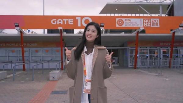 最美门将登上“浪姐”舞台,退役后的她是记者也是模特、博主、歌手...... 最美门将登上“浪姐”舞台,退役后的她是记者也是模特、博主、歌手......