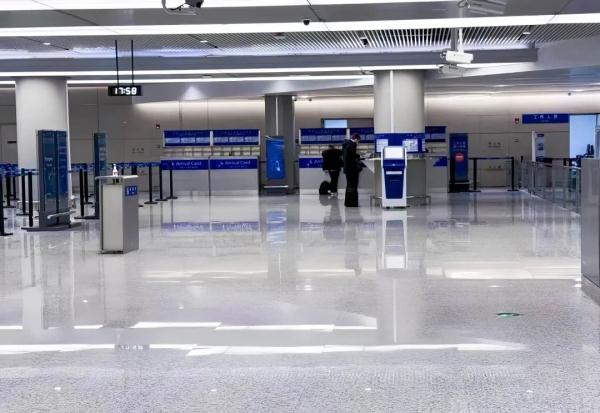 春节保通畅,边检出实招!虹桥机场出入境更便利啦→ 春节保通畅,边检出实招!虹桥机场出入境更便利啦→