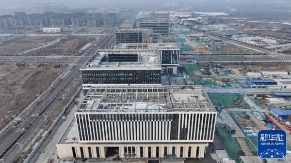 新华全媒+｜在雄安新区启动区感受“拔节生长”脉动