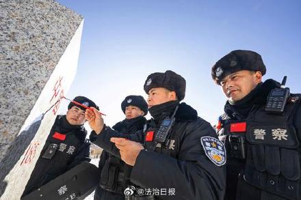 戍边民警特殊的方式迎新春过大年