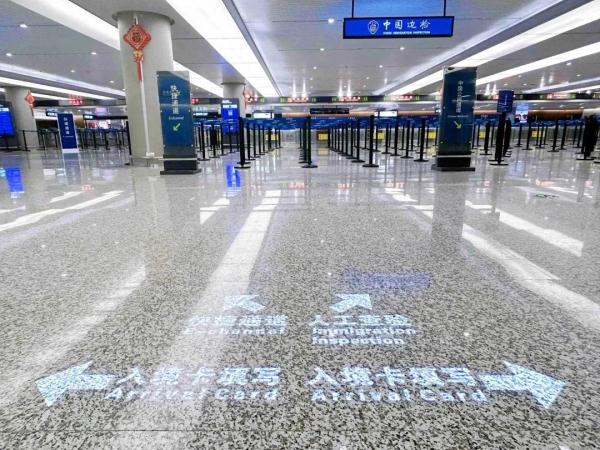 春节保通畅,边检出实招!虹桥机场出入境更便利啦→ 春节保通畅,边检出实招!虹桥机场出入境更便利啦→