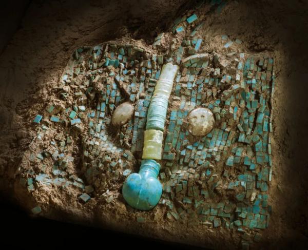 在考古遗址,与龙邂逅 在考古遗址,与龙邂逅