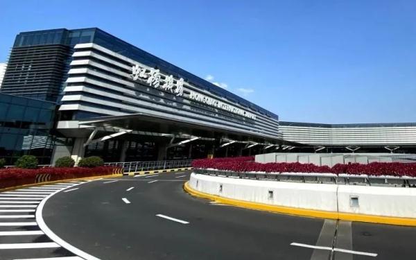 春节保通畅,边检出实招!虹桥机场出入境更便利啦→ 春节保通畅,边检出实招!虹桥机场出入境更便利啦→