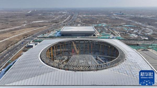 新华全媒+｜在雄安新区启动区感受“拔节生长”脉动