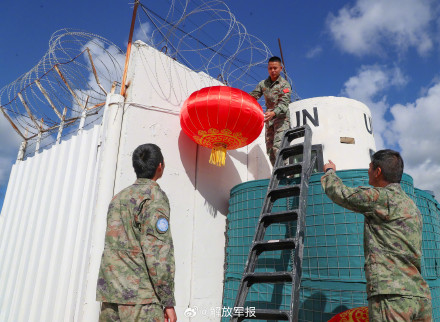 “中国蓝盔”以多种形式喜迎新春佳节 “中国蓝盔”以多种形式喜迎新春佳节
