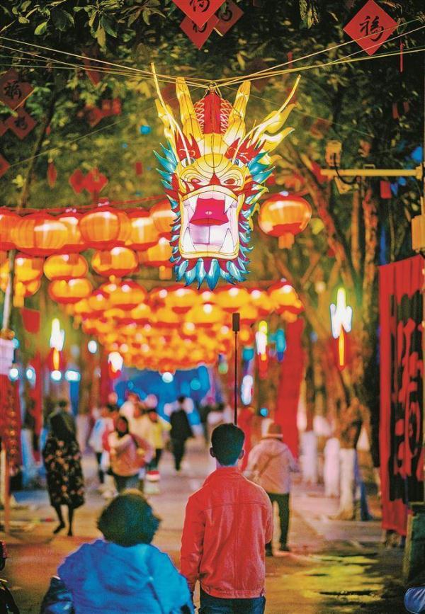 赏景赏花赏灯 福气欢溢厦门湖里