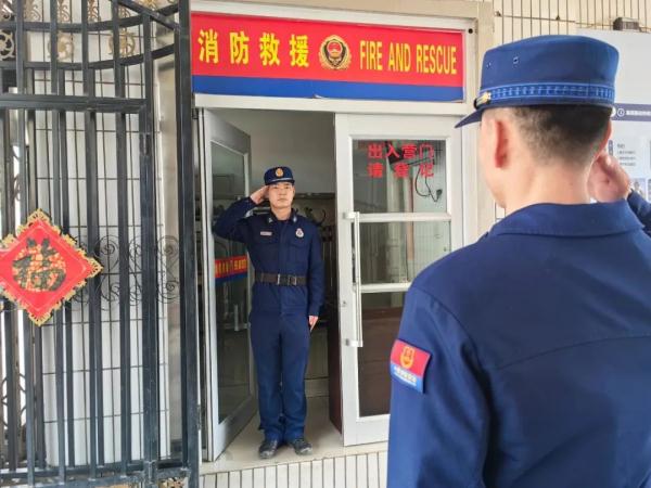 揭秘！消防员的除夕怎样过