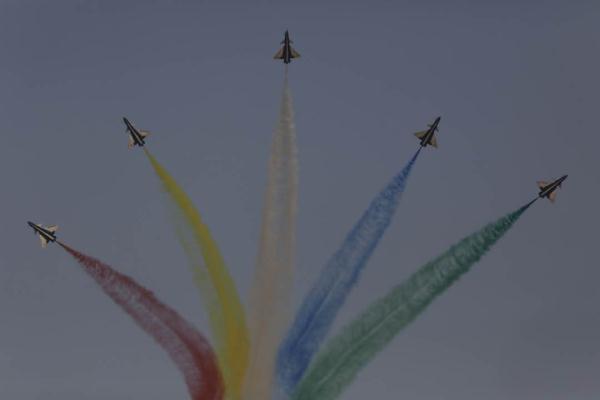 空军八一飞行表演队，圆满完成表演任务！