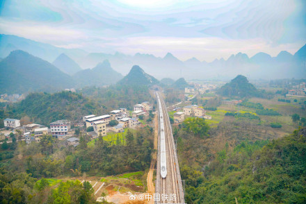 穿越46座峰峦的守护者