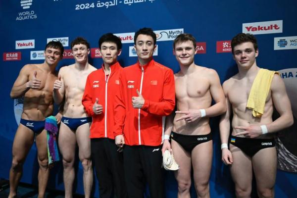 三连冠！练俊杰/杨昊夺得世锦赛男双十米台金牌