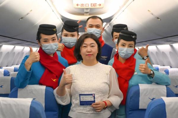 除夕夜，万米高空，天津医生挺身而出！