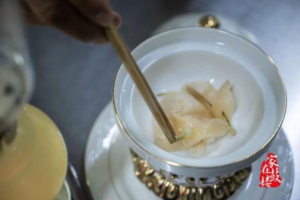 茉莉花鸡汤汆海蚌！福州闽菜大厨又有创新！