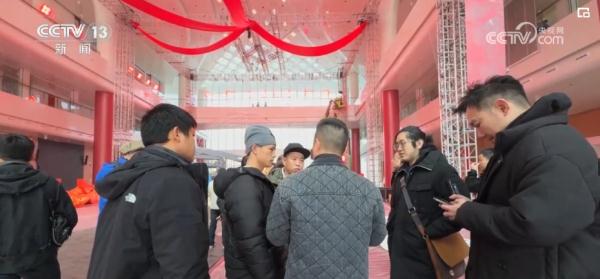 争春 展现精气神，尽显春日万物竞发勃勃生机