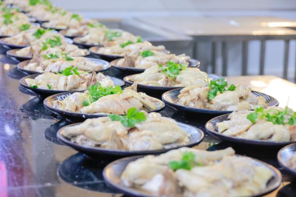 广东高校花样年夜饭暖胃又暖心,你想吃哪家? 广东高校花样年夜饭暖胃又暖心,你想吃哪家?