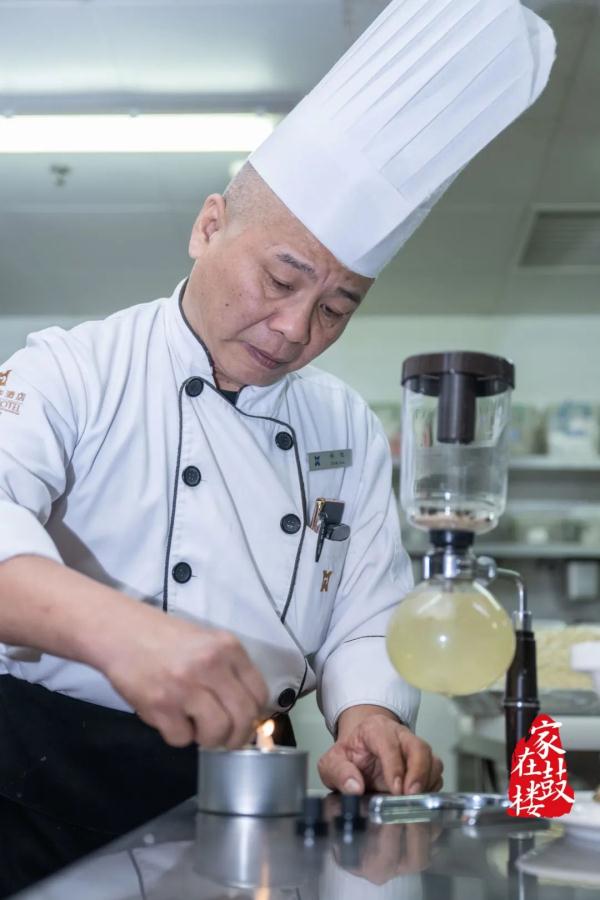 茉莉花鸡汤汆海蚌！福州闽菜大厨又有创新！