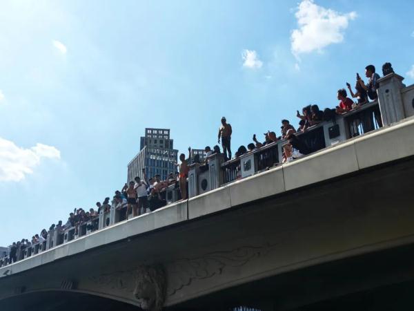天津大爷说,掰掰们一直都在 天津大爷说,掰掰们一直都在
