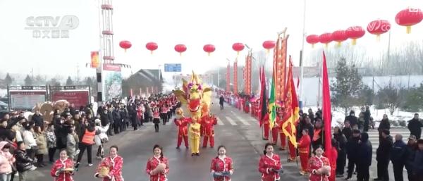 万象更新龙腾飞 “舞”出火热情怀 欢度锦绣中国年