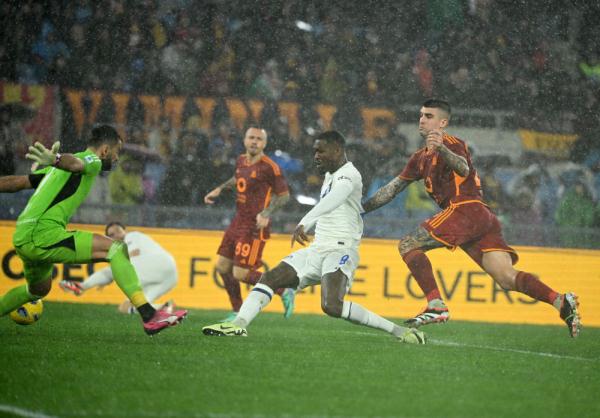 意甲 | 国米力克“红狼”取连胜 意甲 | 国米力克“红狼”取连胜