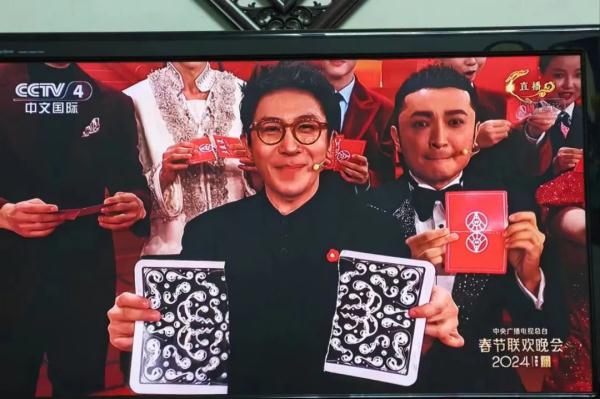 春晚魔术是道数学题？原来刘谦是这么变的