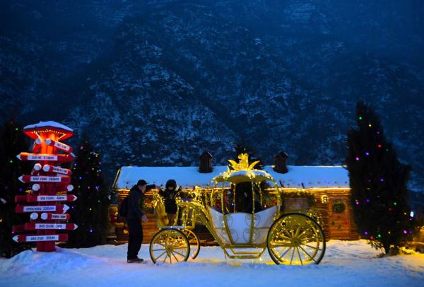 新春走基层 | 河南:冰雪场上过春节“热辣滚烫” 新春走基层 | 河南:冰雪场上过春节“热辣滚烫”