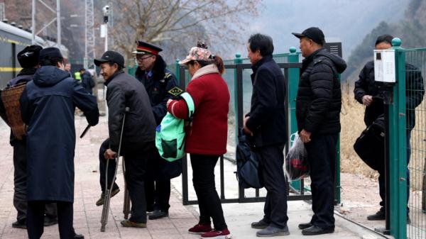 2分钟到10分钟,这趟车的停靠时间为什么变了? 2分钟到10分钟,这趟车的停靠时间为什么变了?