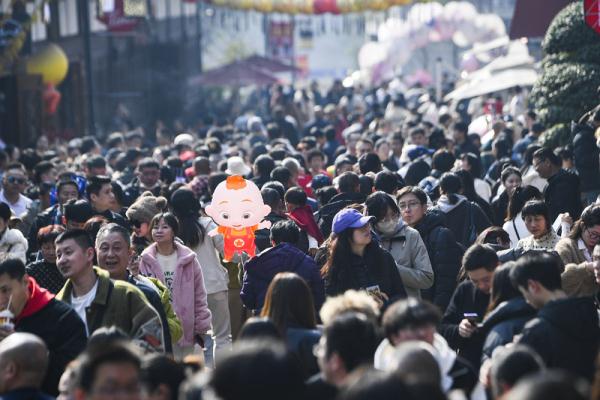 锦绣中国年丨千年古镇人气十足 锦绣中国年丨千年古镇人气十足