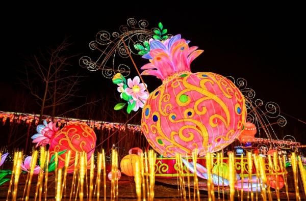 赏“千灯”!北京新春灯会超强攻略→ 赏“千灯”!北京新春灯会超强攻略→