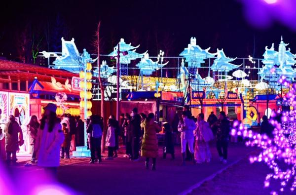 赏“千灯”!北京新春灯会超强攻略→ 赏“千灯”!北京新春灯会超强攻略→