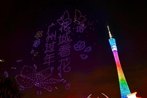 很多人拍到了！广州上空现巨型……