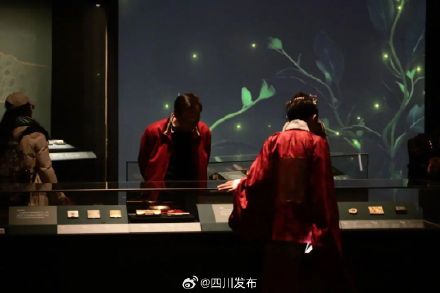 假期第二天,成都A级旅游景区接待游客超过150万人次 假期第二天,成都A级旅游景区接待游客超过150万人次