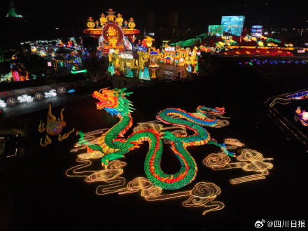 四川A级景区大年初二接待游客584万人次 四川A级景区大年初二接待游客584万人次